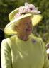 262px-elizabeth_ii_greets_nasa_gsfc_employees_may_8_2007.jpg
